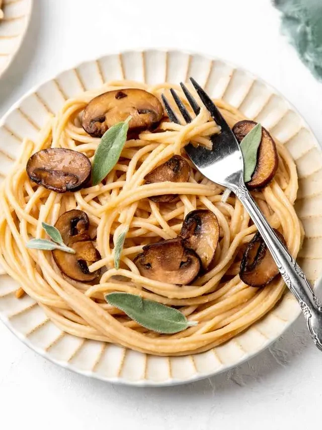 Creamy Miso Mushroom Pasta Recipe